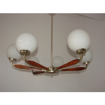 Żyrandol Modern z lat 70. wykonany z metalu, drewna teak i szkła – widok ogólny